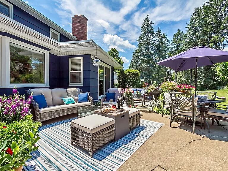 4 bedroom House in Pittsford, New York - Image 13