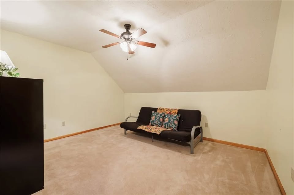 4 bedroom House in Rochester, New York - Image 15