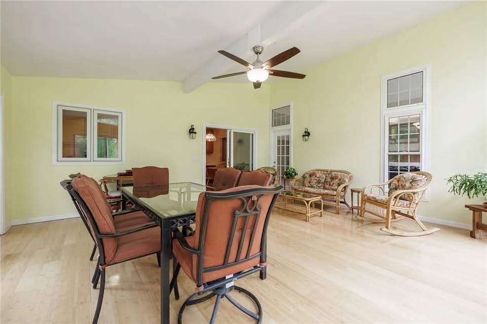 4 bedroom House in Rochester, New York - Image 7