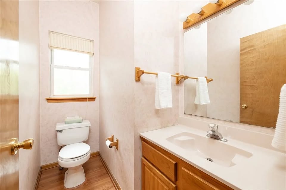 4 bedroom House in Rochester, New York - Image 11