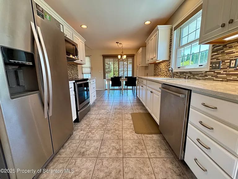 3 bedroom House in Greenfields, Pennsylvania - Image 4