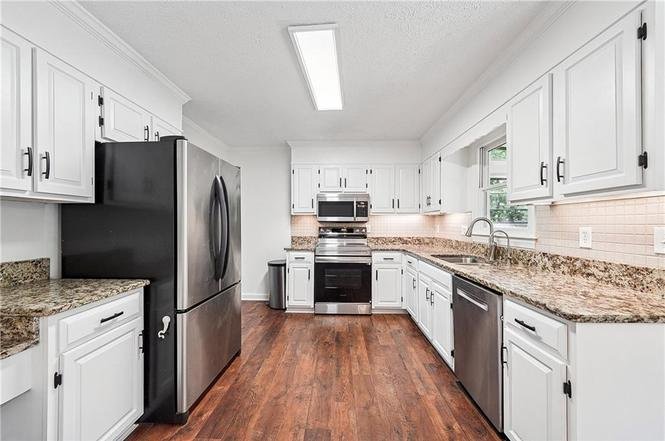 4 bedroom House in Alpharetta, Georgia - Image 3
