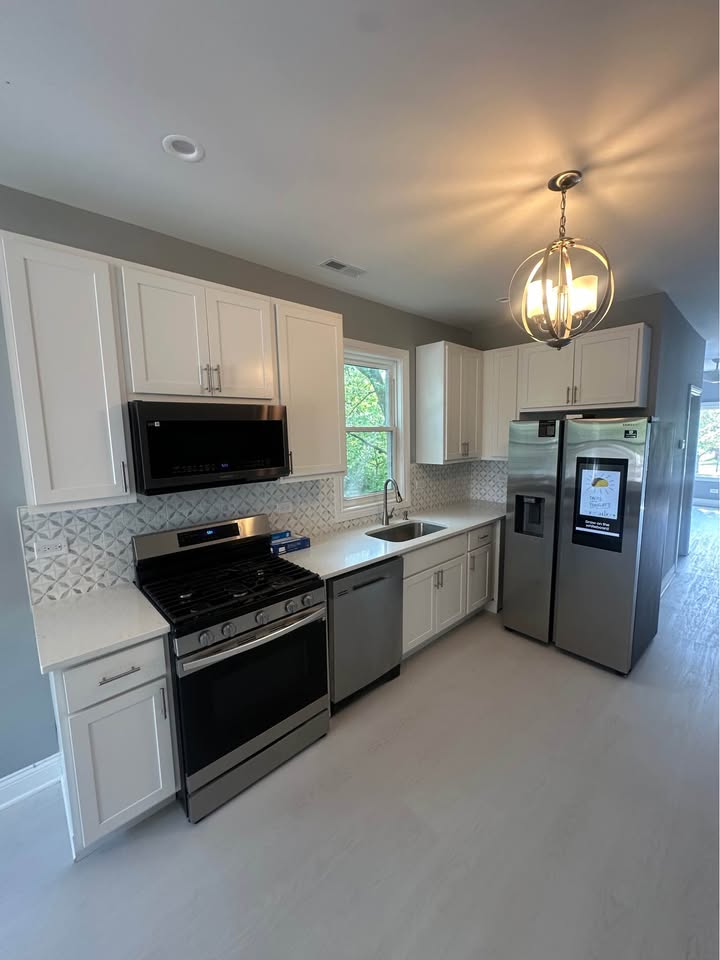 3 bedroom Apartment in Chicago, Illinois - Image 12