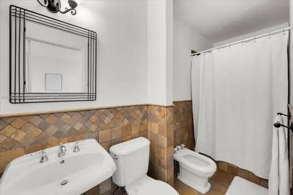 3 bedroom House in Miami, Florida - Image 19