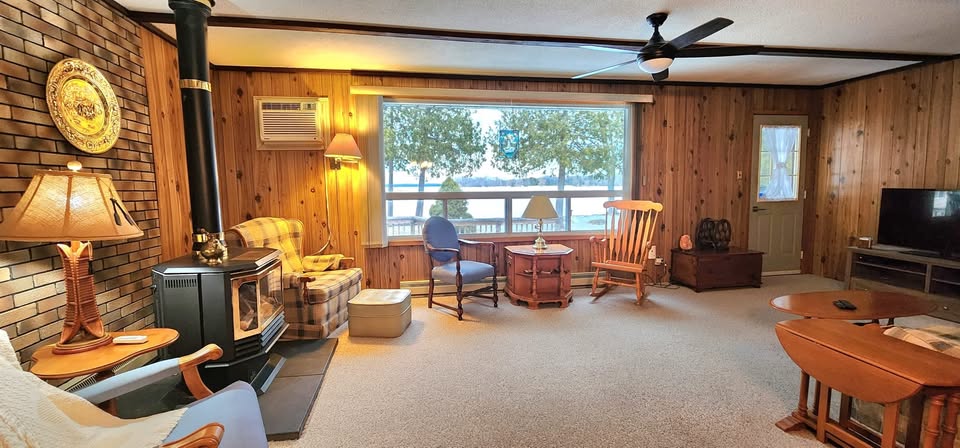 3 bedroom House in Kawartha Lakes, Ontario - Image 11