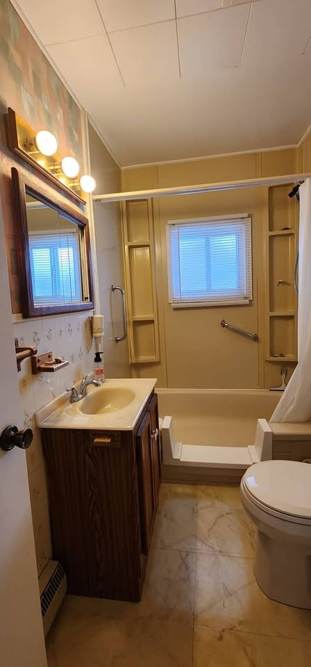 3 bedroom House in Kawartha Lakes, Ontario - Image 2