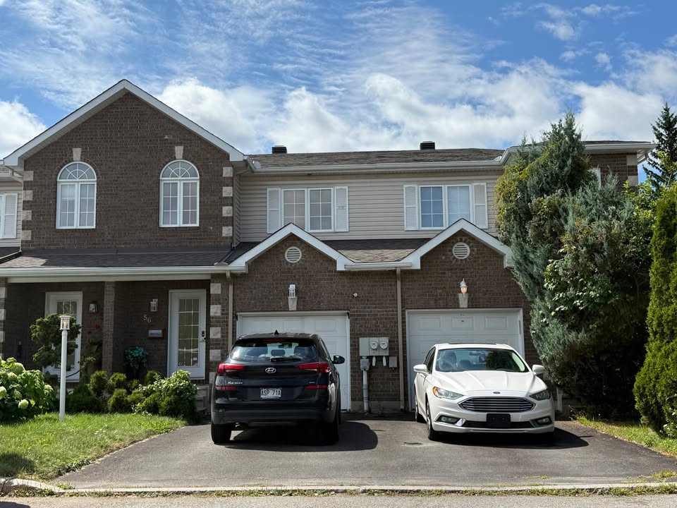 3 bedroom House in Gatineau, Quebec - Image 11