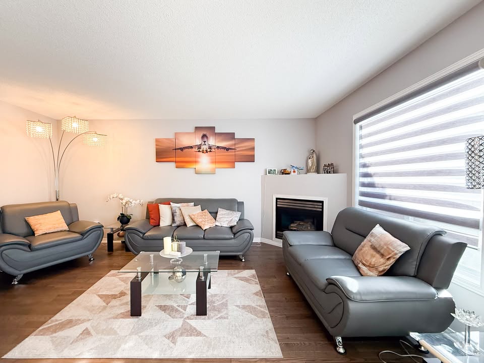 3 bedroom House in Gatineau, Quebec - Image 1