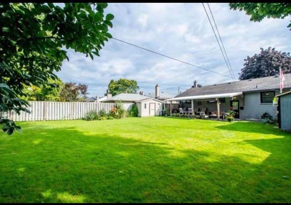 3 bedroom House in Oshawa, Ontario - Image 5