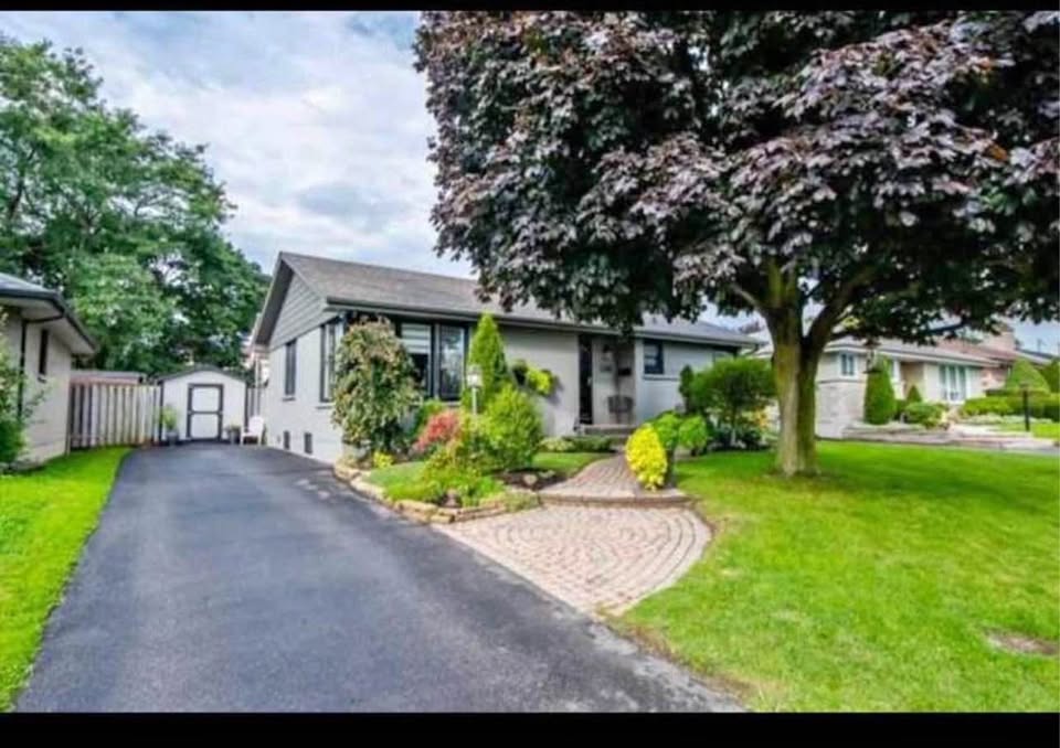 3 bedroom House in Oshawa, Ontario