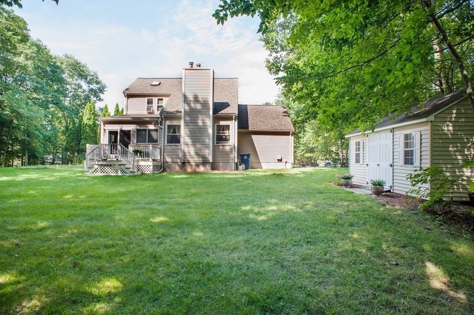 3 bedroom House in Medway, Massachusetts