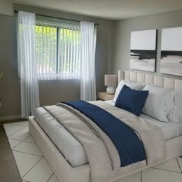 3 bedroom House in Toronto, Ontario - Image 5