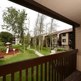 3 bedroom House in Toronto, Ontario - Image 3