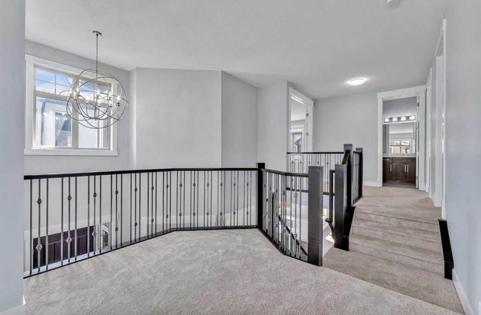 5 bedroom House in Chestermere, Alberta - Image 18