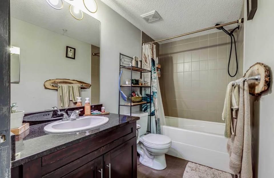 1 bedroom Apartment in Calgary, Alberta - Image 7