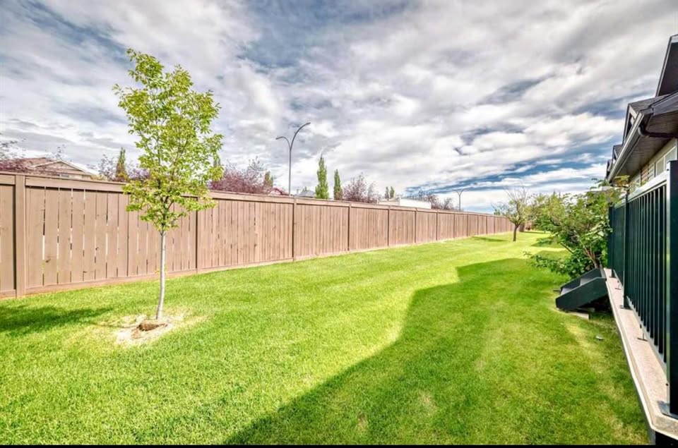 3 bedroom Duplex in Chestermere, Alberta - Image 13
